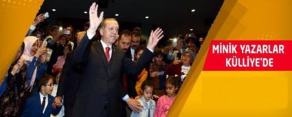 M�N�K YAZARLAR K�LL�YE'DE