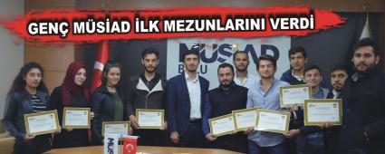 Gen� M�S�AD ilk mezunlar�n� verdi