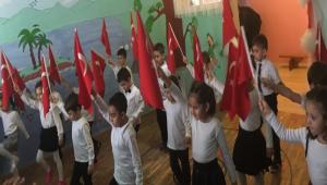 Nafize Baysal Kre�i'nden 29 Ekim g�sterisi