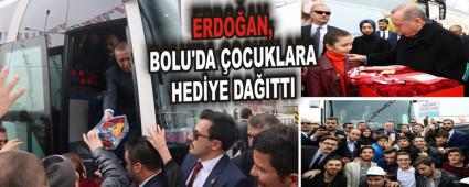 ERDO�AN, BOLU'DA �OCUKLARA HED�YE DA�ITTI