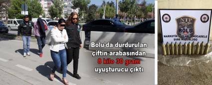Kar� kocan�n arabas�ndan 8 kilo 30 gram uyu�turucu ��kt�