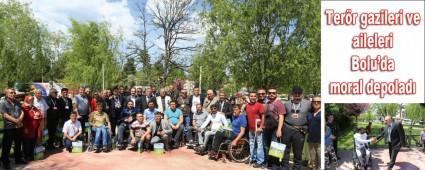 Ter�r gazileri ve aileleri Bolu\'da moral depolad�