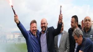 BOLUSPOR DA �AMP�YONLUK ME�ALELER� YANDI
