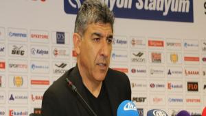 �TURU GE�EN TARAFTA B�Z OLURUZ�