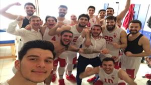 DEV ADAMLAR GAL�B�YET SER�S�N� 3 MACA �IKARTTI  