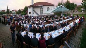 Mengen Belediyesi iftarlar�na ilgi b�y�k
