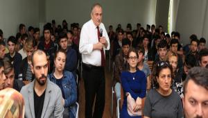 Ba�kan Y�lmaz lise s�yle�ilerine bu haftada devam etti