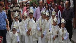 MUDURNU'DA FEST�VAL G�B� S�NNET ��LEN�