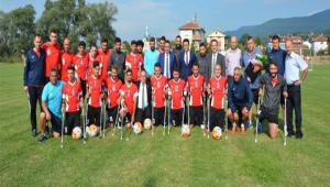 AMPUTE FUTBOL M�LL� TAKIMINA Z�YARET