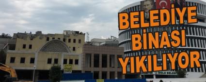 BELED�YE B�NASI YIKILIYOR