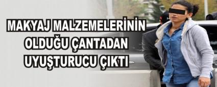 MAKYAJ MALZEMELER�N�N OLDU�U �ANTADAN UYU�TURUCU �IKTI