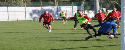 BOLUSPOR BELEK'TE TAKT�K �ALI�TI