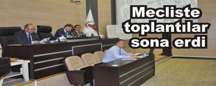 Mecliste toplant�lar sona erdi