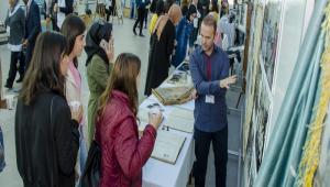 BA�B�\'DE ULUSLARARASI TAR�H E��T�M� SEMPOZYUMU GER�EKLE�T�R�L�YOR