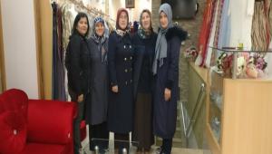 AK PART�L� KADINLARDAN ESNAFA Z�YARET