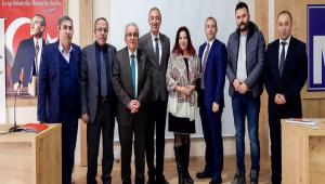 T�RKKEP\'TEN BOLU\'DA E-D�N���M SEM�NER�