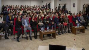 �leti�im ��rencileri, G�r�nt� Y�netmeni Aytekin �akmak��\'yla Bir Araya Geldiler