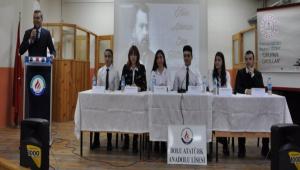 ATAT�RK ANADOLU L�SES�\'NDE PANEL D�ZENLEND�