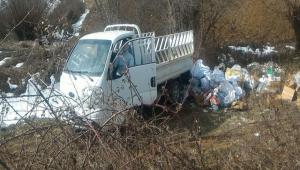    Bo� araziye ��p d�kerken yakalad�