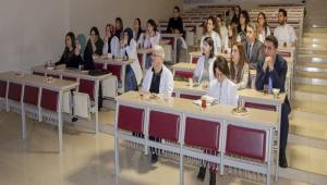 BA�B�, T�B�TAK 3501 PROGRAMI E��T�MLER� DEVAM ED�YOR