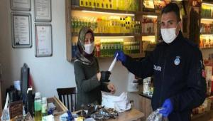 G�yn�k\'te �cretsiz maske da��t�m� ba�lad�