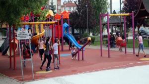 Cadde Ne�e Doldu