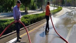 Belediye bayram temizli�ine ba�lad�