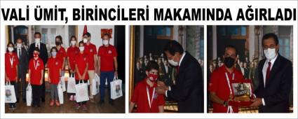 VAL� �M�T, B�R�NC�LER� MAKAMINDA A�IRLADI