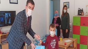 FAT�H KAVAK, M�N�K ��RENC�LERLE B�R ARAYA GELD�