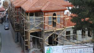 ARASTA PROJES� HIZLA Y�KSEL�YOR