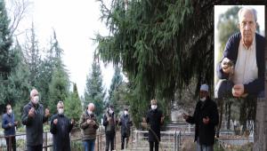 Erbayram vefat�n�n 1. y�l�nda kabri ba��nda an�ld�