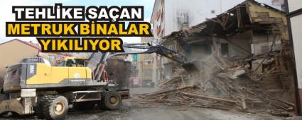 TEHL�KE SA�AN METRUK B�NALAR YIKILIYOR