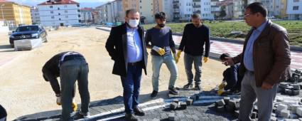 BA�KAN �ZCAN\'DAN PAZAR MESA�S�