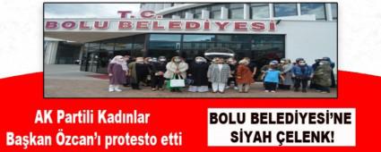 AK Partili Kad�nlar Ba�kan �zcan\'� protesto etti
