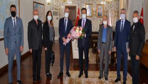 AH�L�K HAFTASI M�NASEBET�YLE VAL� �M�T\'E Z�YARET