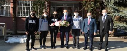 VAL� �M�T, ��RENC�LERLE HASB�HAL ETT�