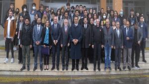 ANADOLU\'DA SEL�UKLU K�LT�R VE MEDEN�YET�NE DA�R �ZLER KONFERANSI GER�EKLE�T�