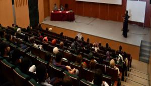 BA�B�\'DE �SA�LIKTA, EDEB�YATTA VE �LAH�YATTA KALP� PANEL� D�ZENLEND�