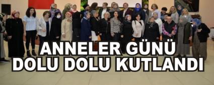 ANNELER G�N� DOLU DOLU KUTLANDI