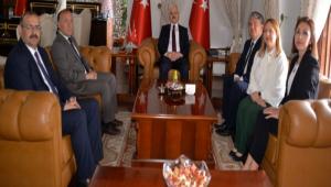 VAL� KILI�\'A �EVRE HAFTASI Z�YARET�