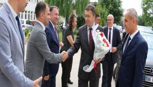 BAKAN YARDIMCISI T�RYAK� TARIM VE ORMAN M�D�RL���N� Z�YARET ETT�