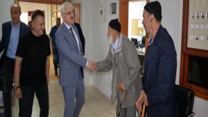 VAL� KILI�\'DAN HUZUR EV�NE Z�YARET