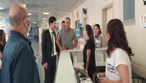 DEM�RKOL\'DAN �K� HASTANEYE Z�YARET   