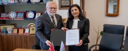 BA�B� �LE T�RK�YE �� BANKASI A.�. ARASINDA EK PROMOSYON S�ZLE�MES� �MZALANDI