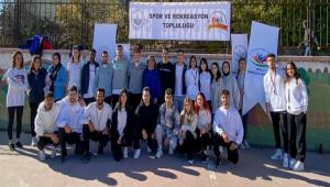 BA�B� SPOR VE REKREASYON TOPLULU�U\'NDAN ��RENC�LERE REKREAT�F ETK�NL�K