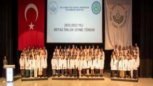 D�� HEK�ML��� FAK�LTES� ��RENC�LER�M�Z BEYAZ �NL�KLER�N� G�YD�