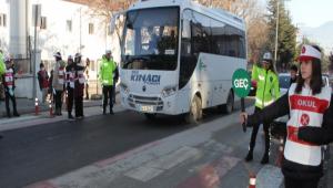 TRAF�K DEDEKT�FLER�NE UYGULAMALI E��T�M