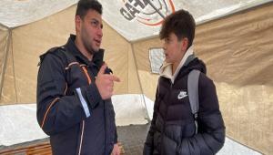 Okul har�l���n� deprem b�lgesine g�nderdi