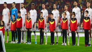 BOLUSPOR, �ZM�R\'DE SON ANDA YIKILDI