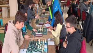 102 SPORCUYLA SATRAN� TURNUVASI